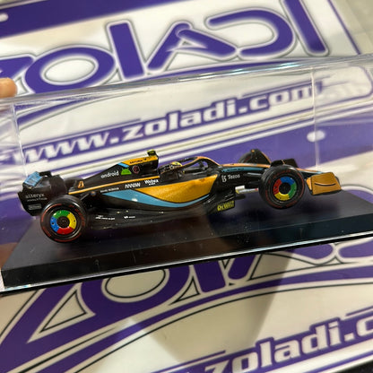 02326 BURAGO 2023 F11 MCL36 LANDO NORRIS  C/Casco