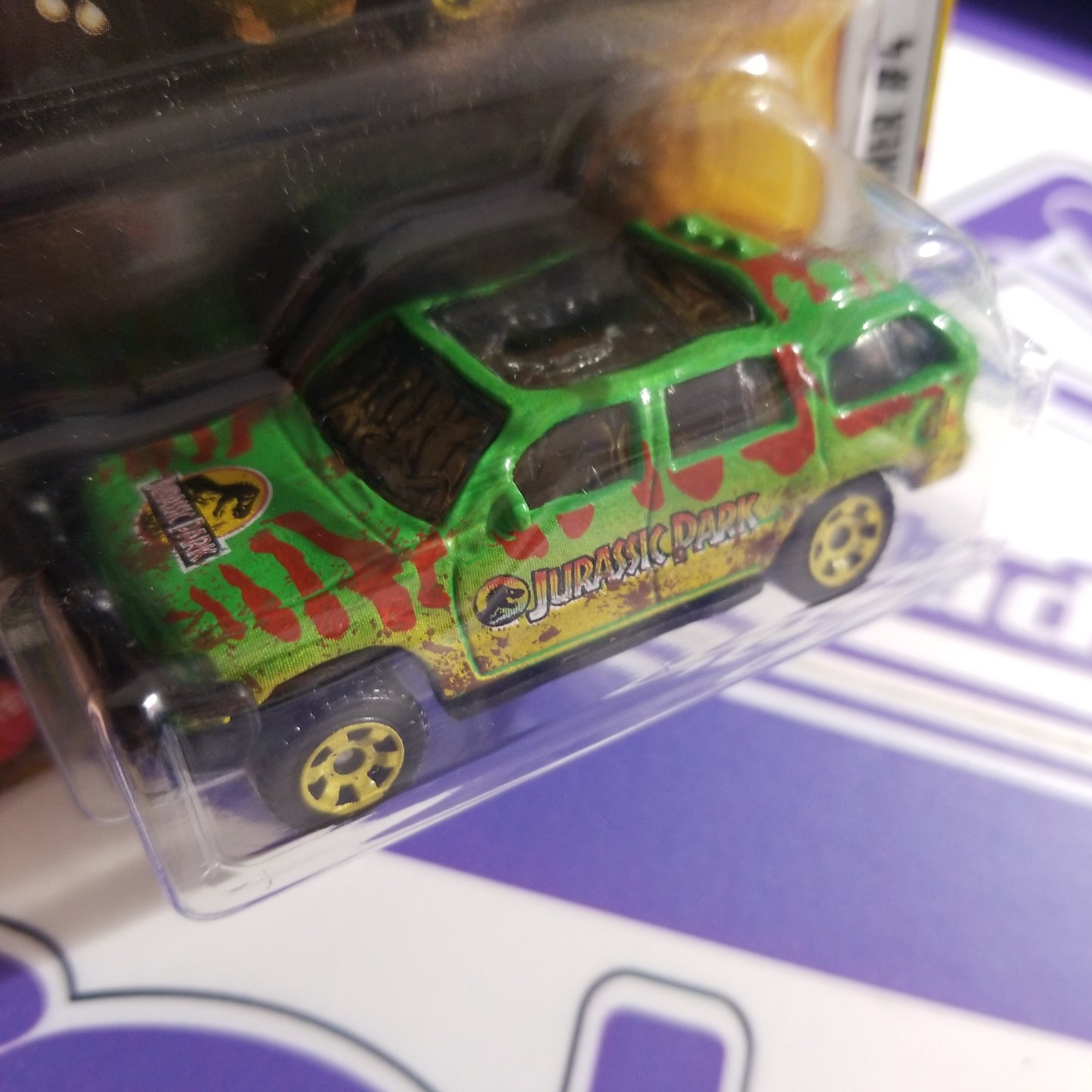 HBH09 Jurassic World '93 Ford Explorer #4