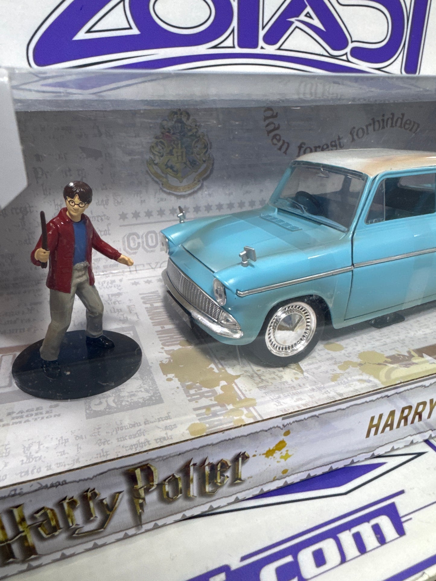 31127 HARRY POTTER Y FORD ANGLIA JADA 1/24