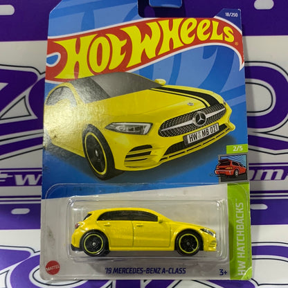 HCW78 19 MERCEDES BENZ A CLASS