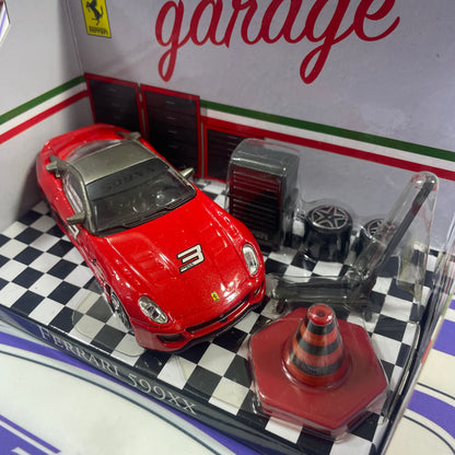 SU 1/43 FERRARI  599XX (sin empaque superior)