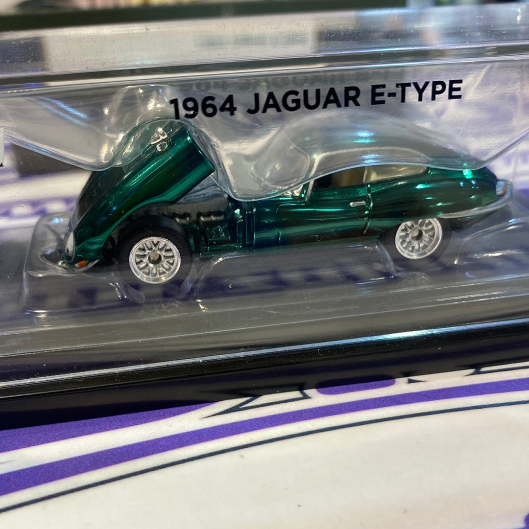 HGK82 JAGUAR E-TYPE RLC