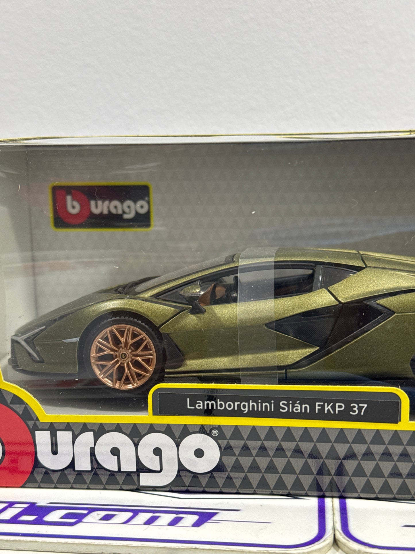 1/24 LAMBORGHINI SIAN FKP 37