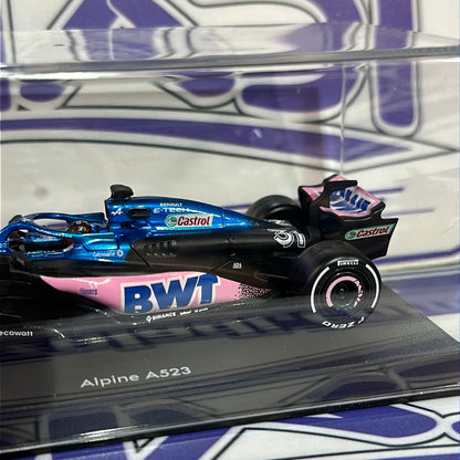 02416 2023 F1 #31BWT AlPine A523 Esteban Ocon C/ACRILICO Y CASCO