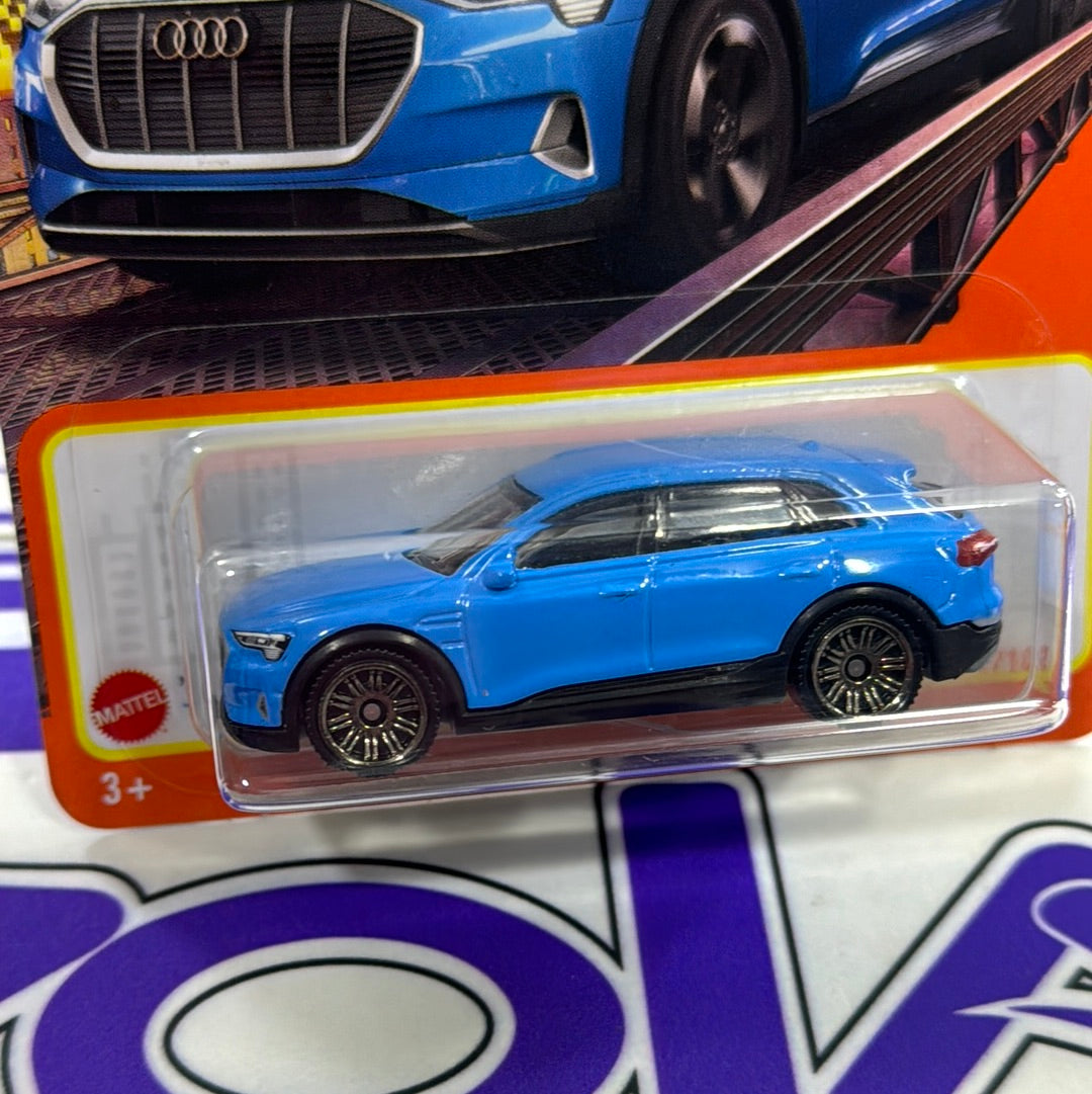 HFP06 AUDI E-TRON