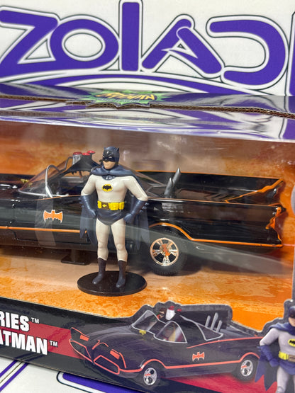 98259 CLASSIC TV SERIES BATMOBILE 1/24 JADA