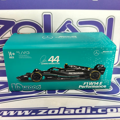 02416 W14 LEWIS HAMILTON #44 MERCEDES(ACRILICO CON CASCO)