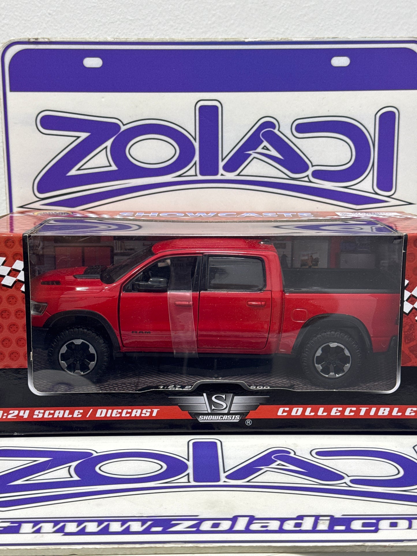 79358 RAM 1500 CREW CAB REBEL 1/24 MOTORMAX