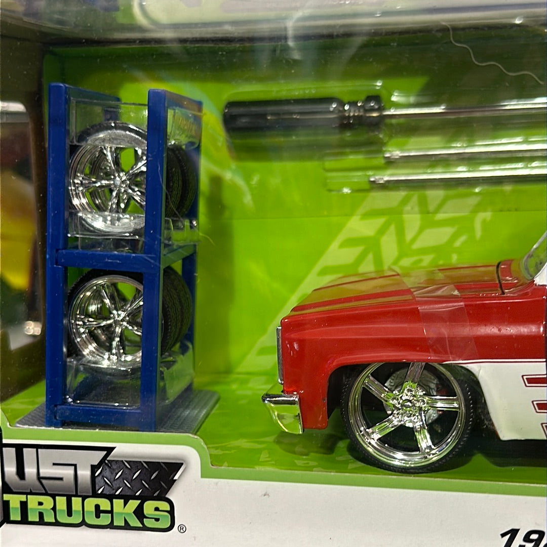 1/24 JADA 1985 CHEVROLET C10