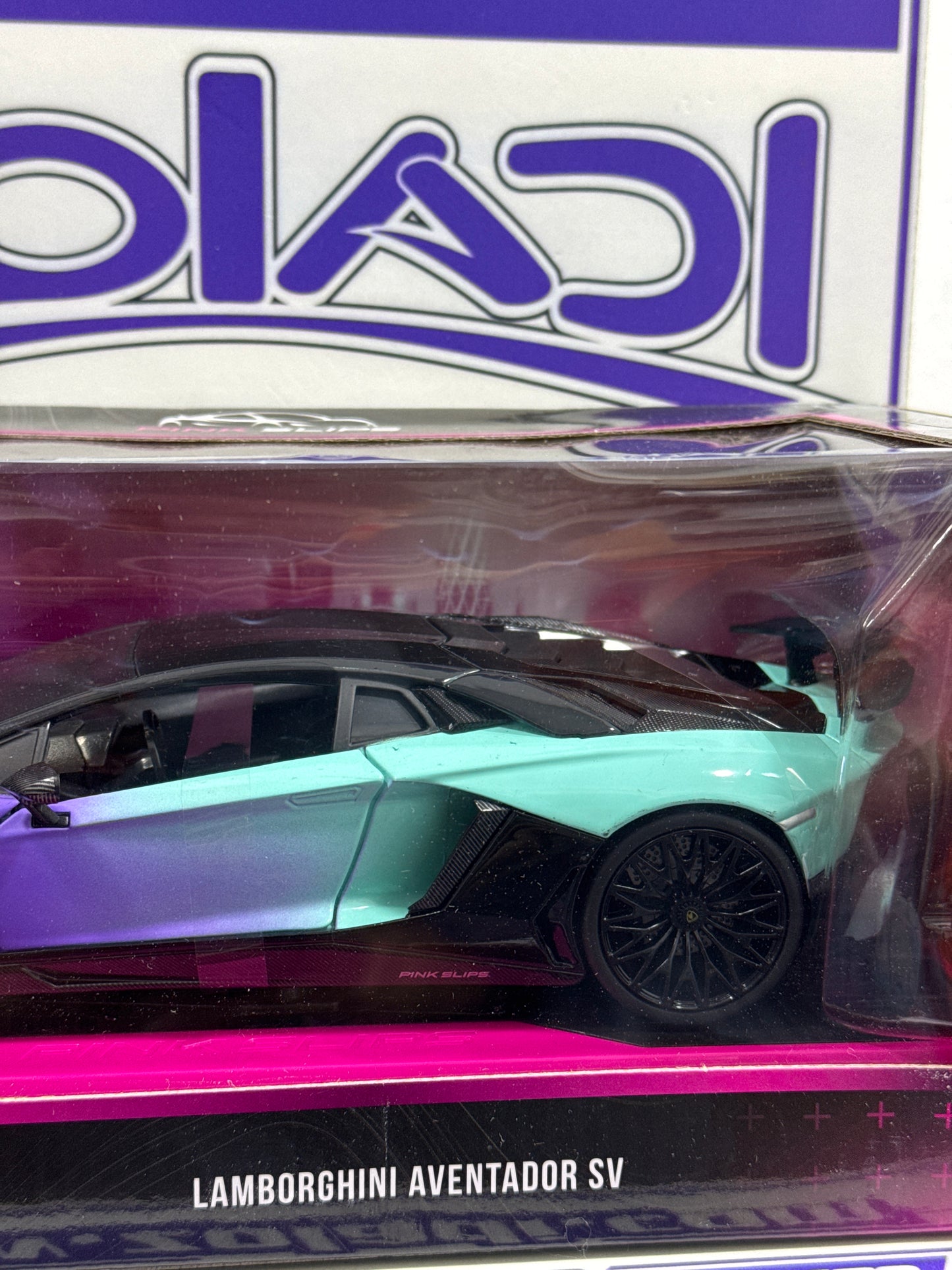 35199 LAMBORGHINI AVENTADOR SV JADA 1/24