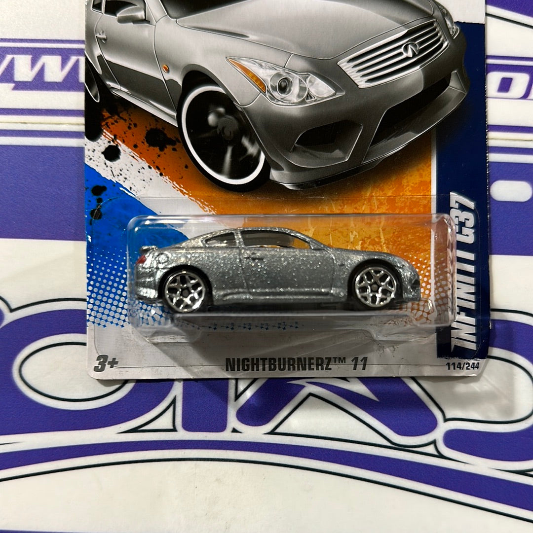 T9821 INFINITI G37