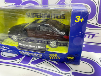 21001 1/43 MERCEDES BENZ E CLASS