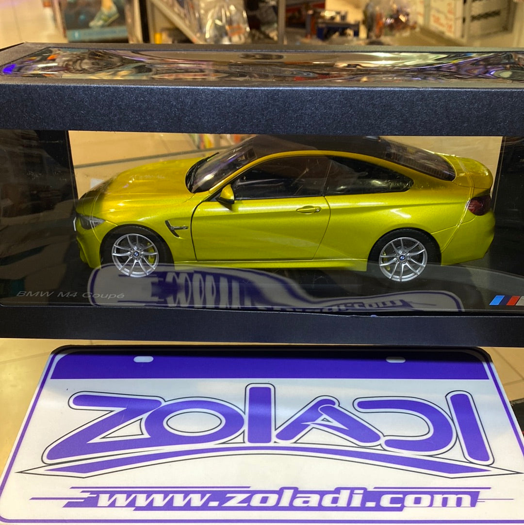 BMW M4 COUPE 1:18