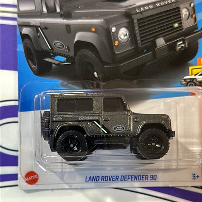 HKJ05 Land Rover Defender