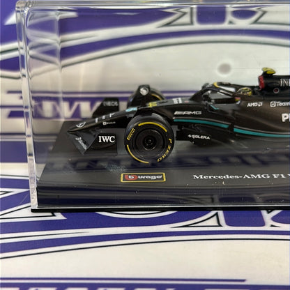 02416 W14 LEWIS HAMILTON #44 MERCEDES(ACRILICO CON CASCO)