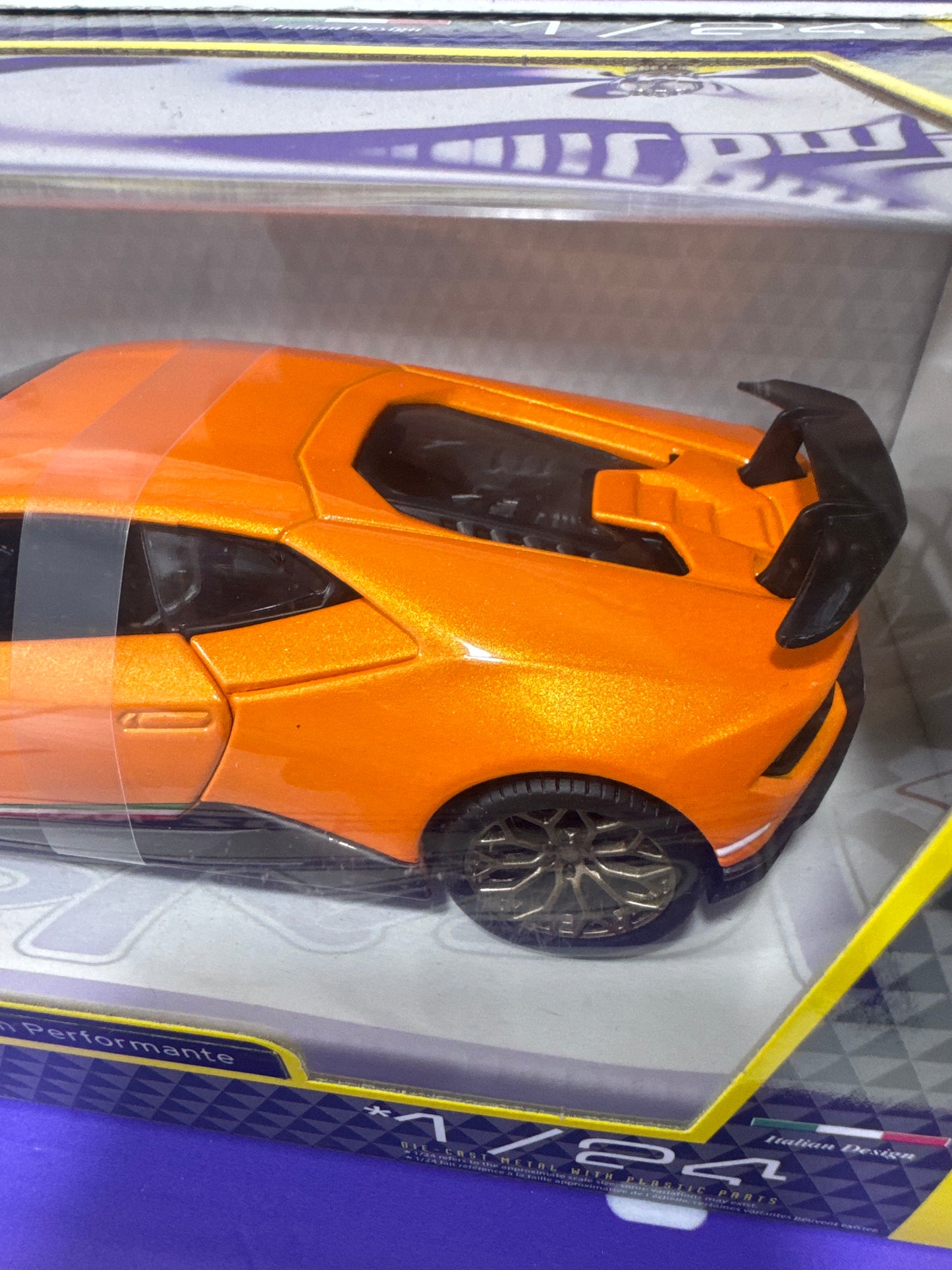 12327 1/24 LAMBORGHINI HURACAN PERFORMANTE BURAGO