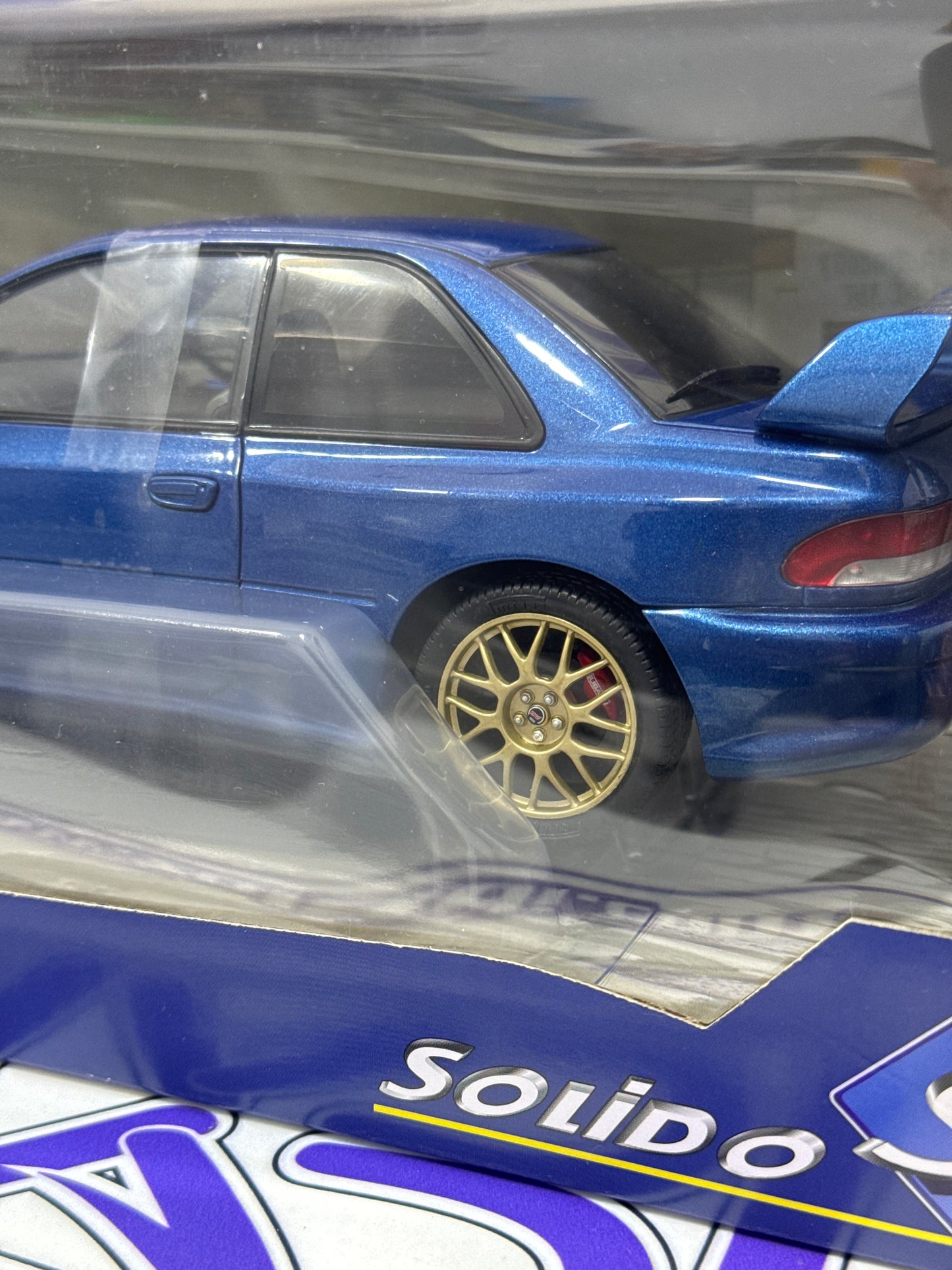 SUBARU IMPREZA 22B STI SOLIDO 1/18