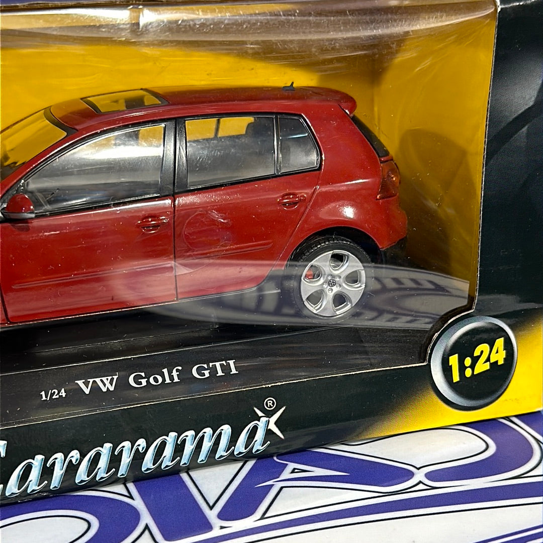 1/24 Volkswagen Golf Cararama