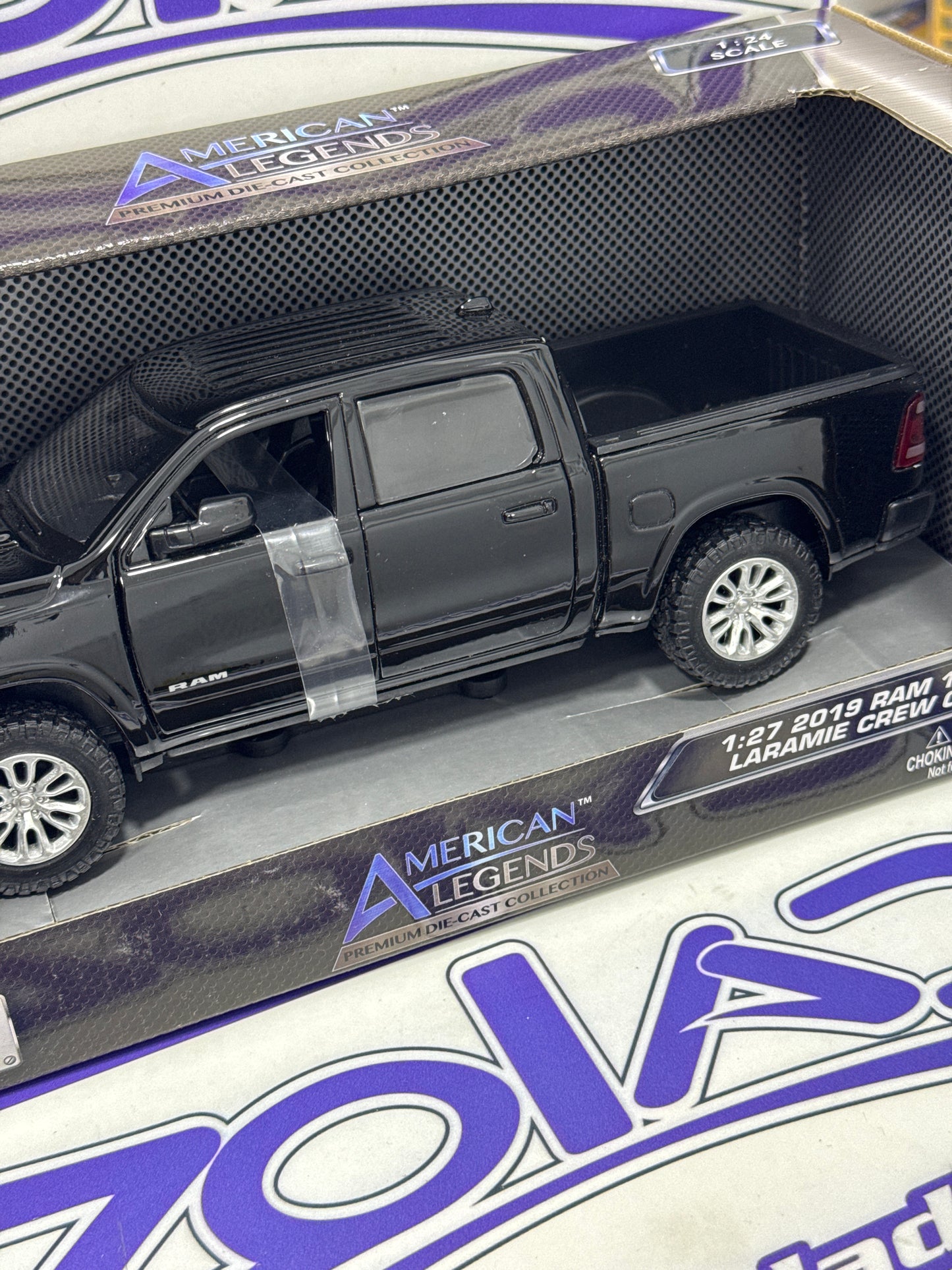 79357 RAM 1500 LARAMIE MOTORMAX 1/24