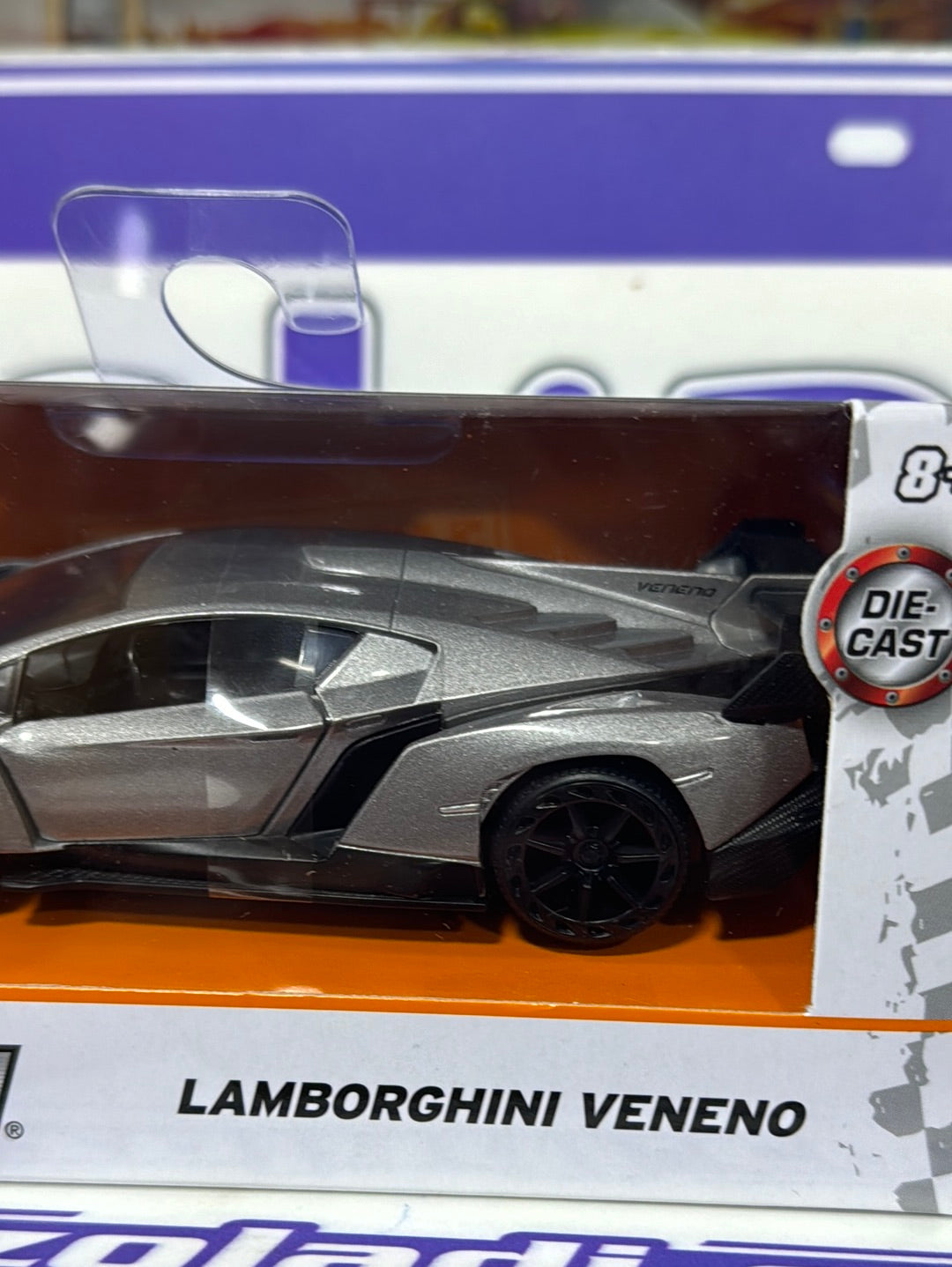 24080 LAMBORGHINI VENENO