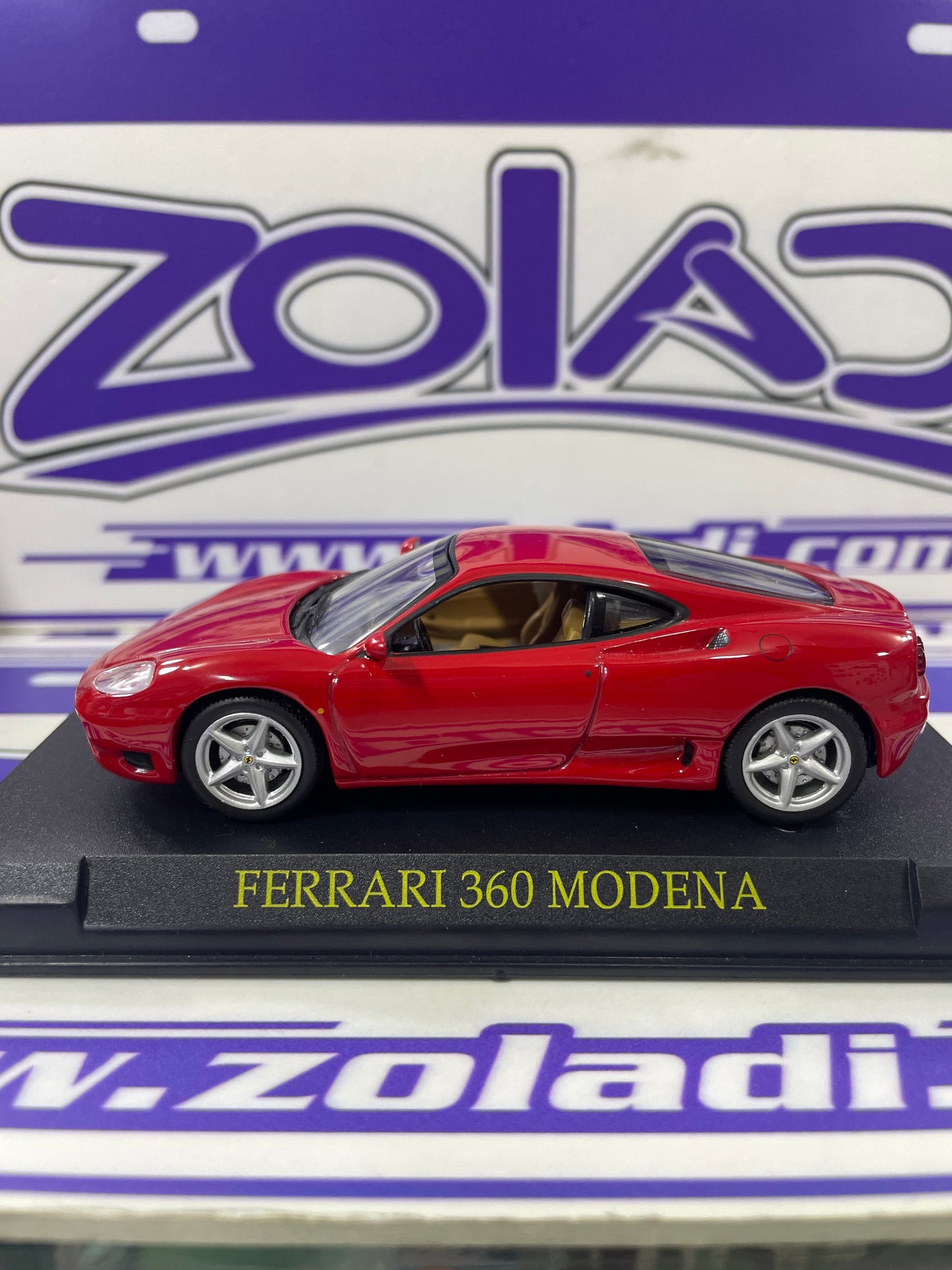 1/43 FERRARI 360 MODENA