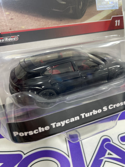 HWT10 PORSCHE TAYCAN TURBO S CROSS TURISMO