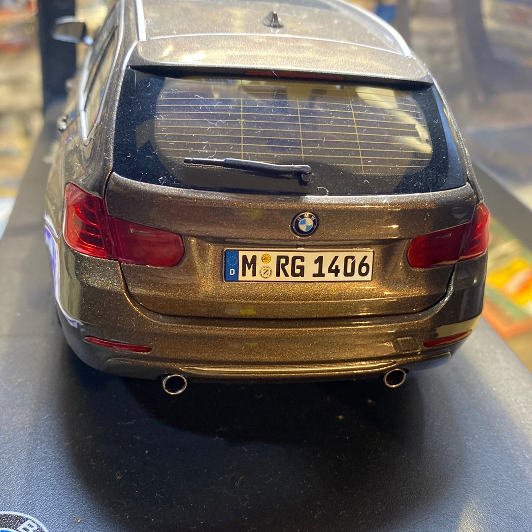 BMW 3 SERIES TOURING 1/18