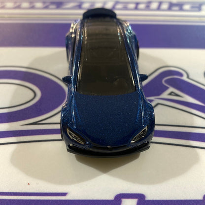 SU Tesla Model S