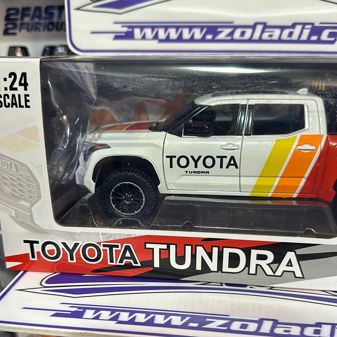 1/24 MILLET Totota Tundra TRD