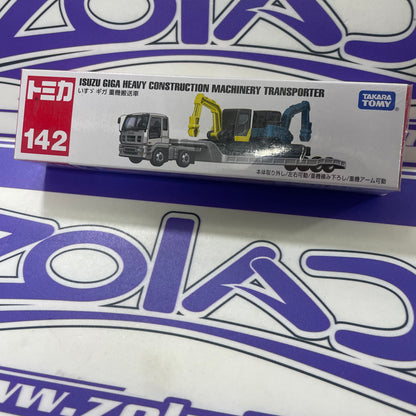 Tomica 124  ISUZU GIGA HEAVY CONSTRUCTION