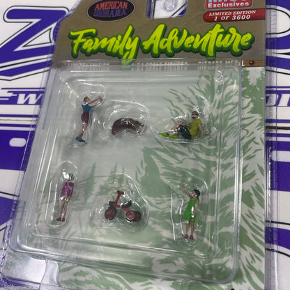 AD76513MJ FAMILY ADVENTURE DIORAMA