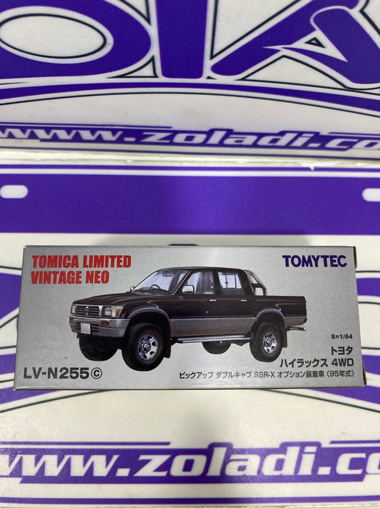 TOYOTA HILUX 4WD TAKARA TOMY