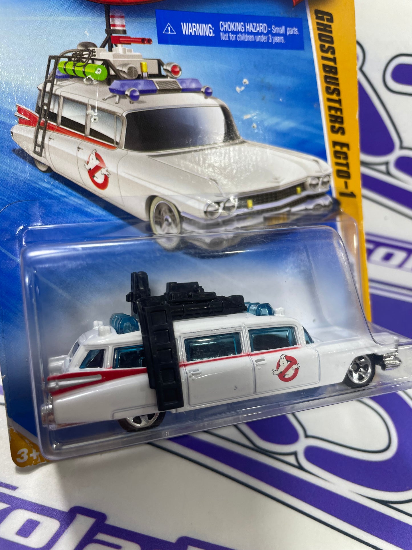 R0942 GHOSTBUSTERS ECTO-1