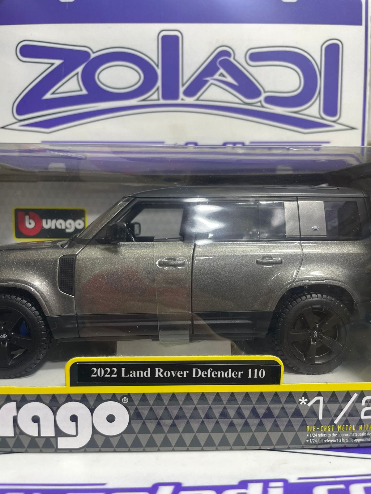 1/24 LAND ROVER DEFENDER 110