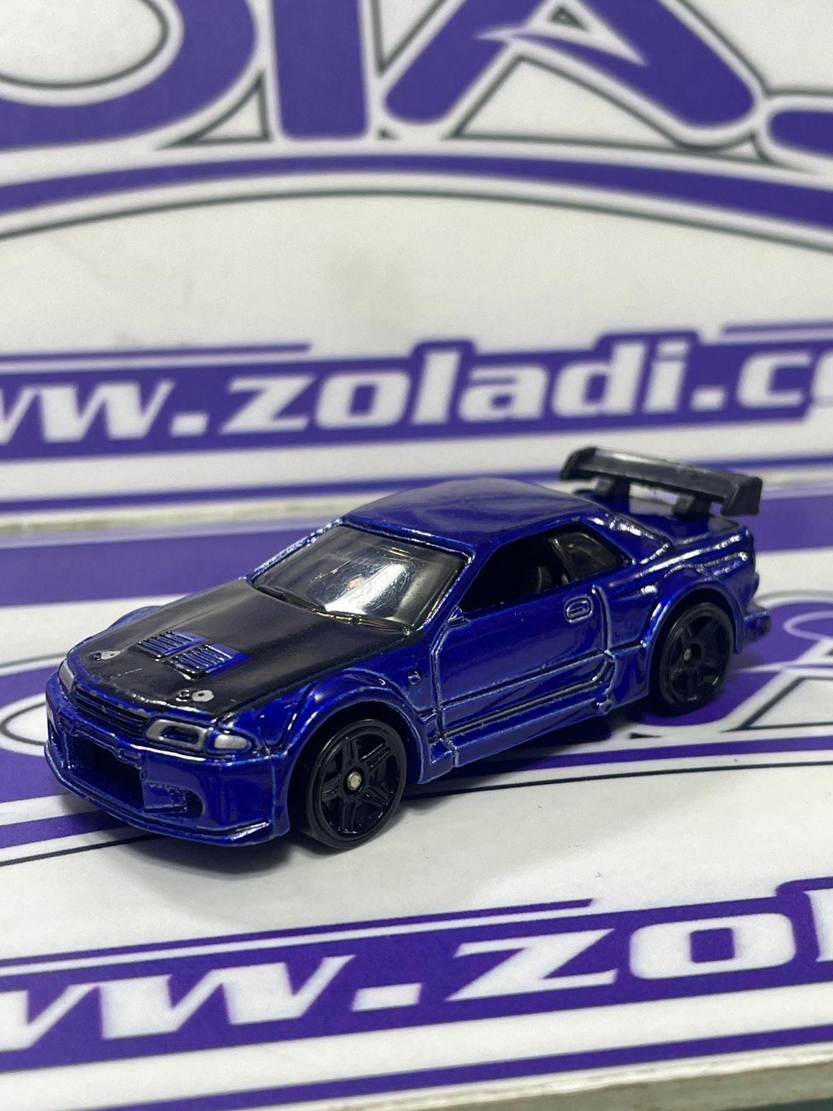 SU NISSAN SKYLINE