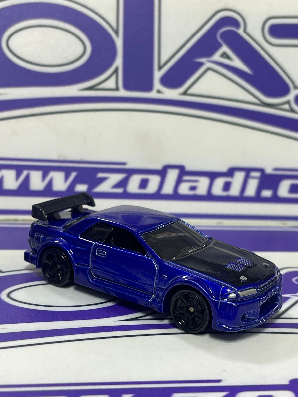 SU NISSAN SKYLINE