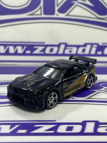 SU NISSAN SKYLINE