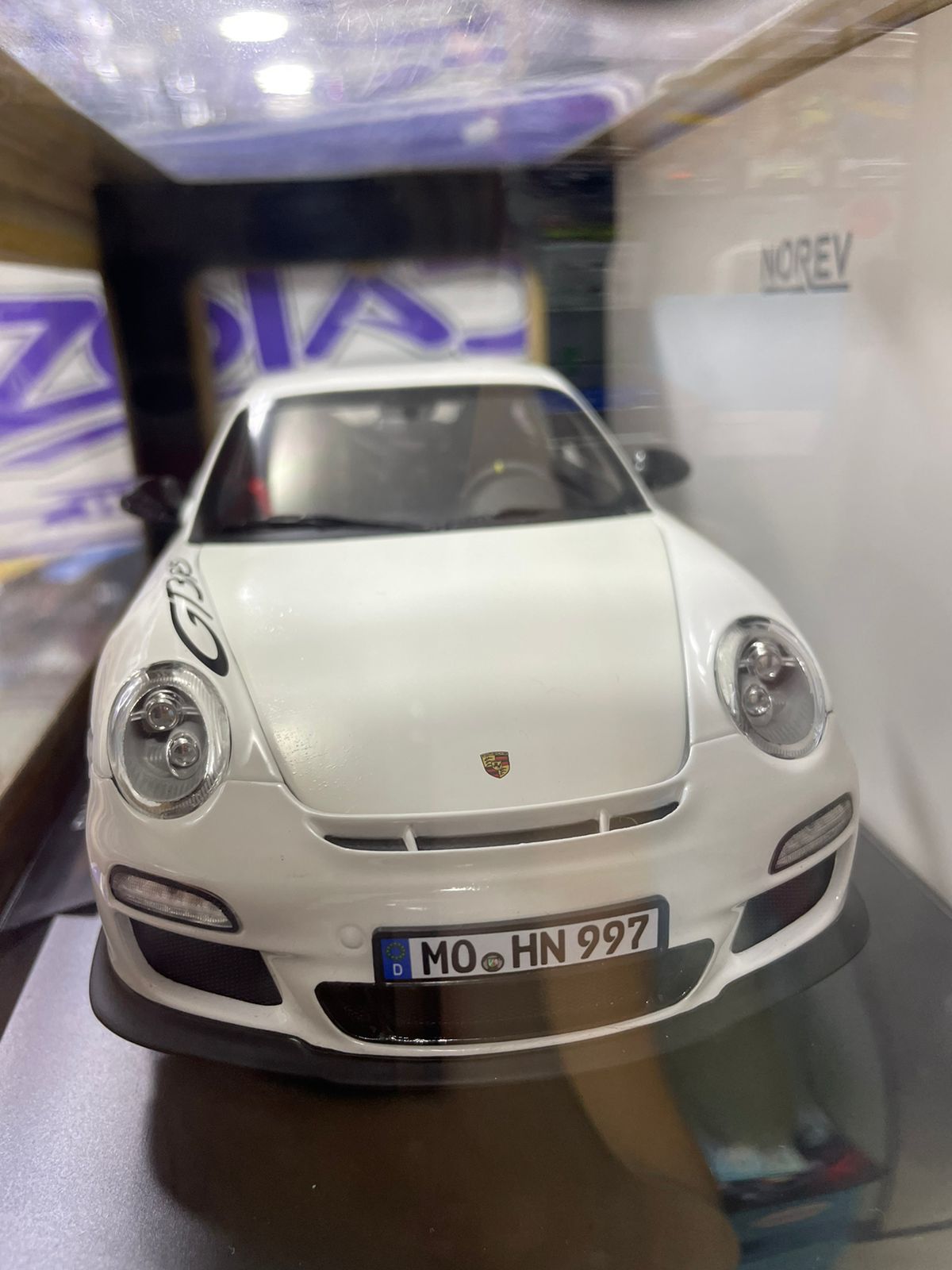 187561 1/18 PORSCHE 911 GT3 RS