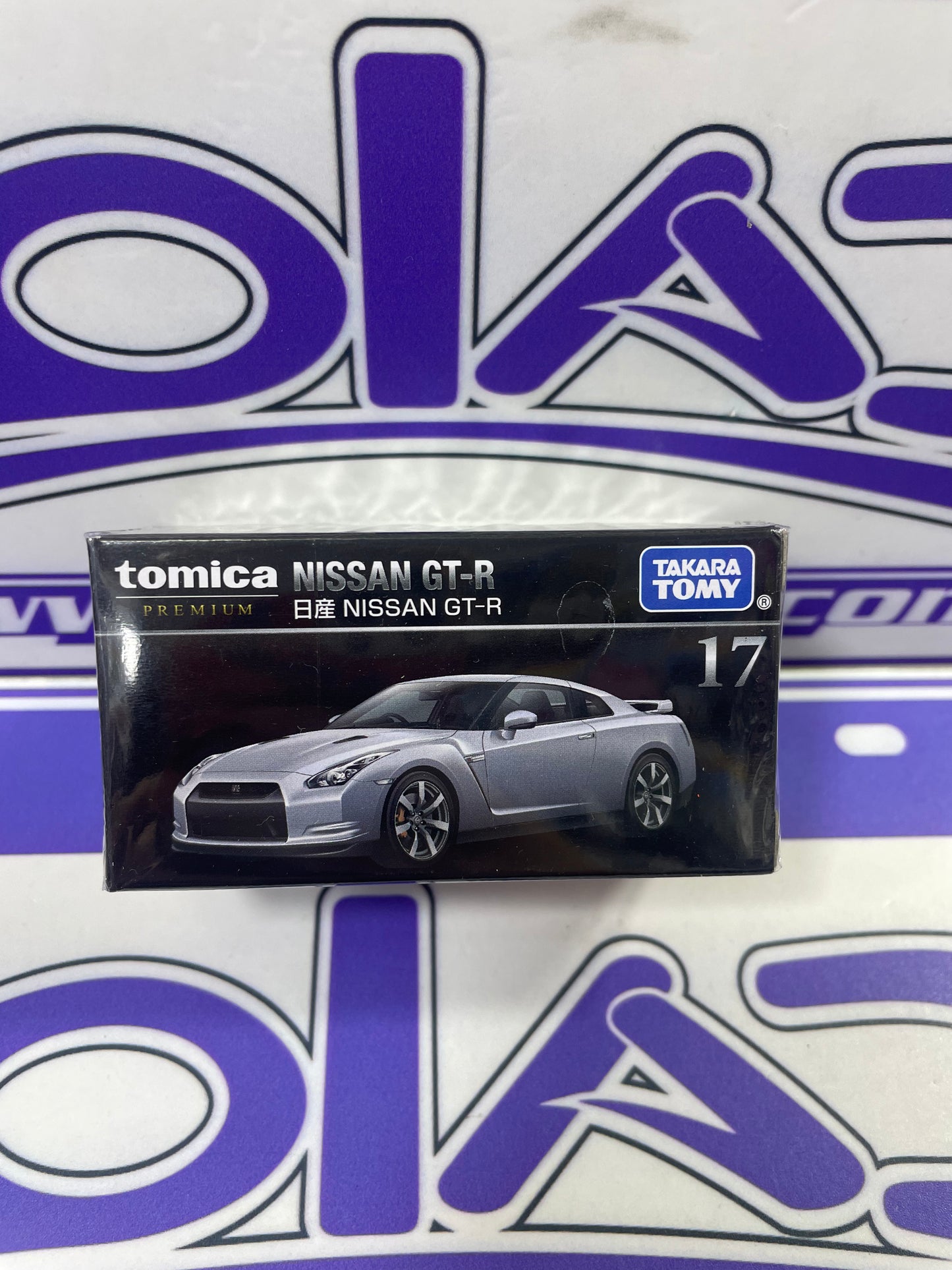 TOMICA NISSAN GTR PREMIUM