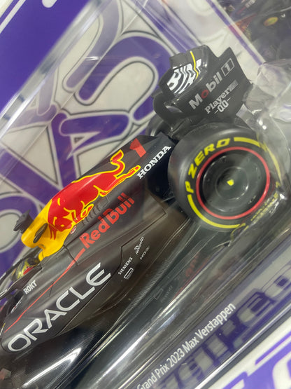 02415 1/24 RB19 MAX VERSTAPPEN F1 ACRILICO C/ CASCO