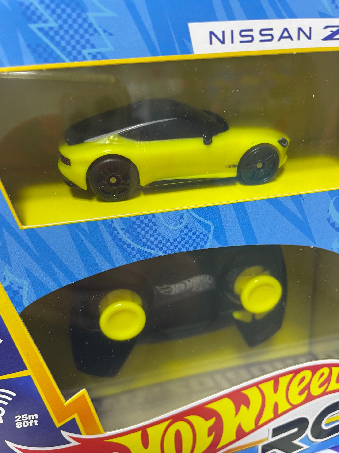 HTP16 NISSAN Z CONTROL REMOTO HOTWHEELS