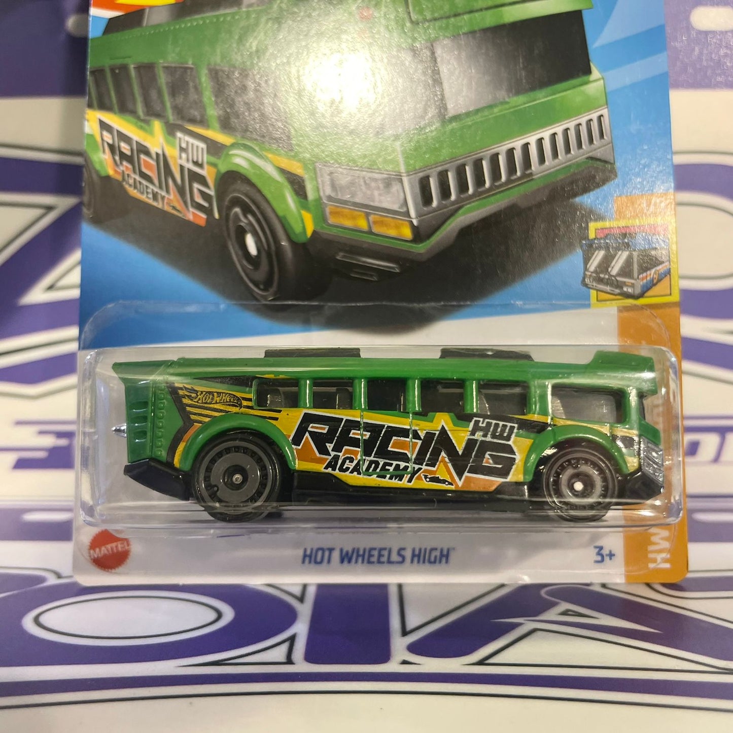 HTB42 HOT WHEELS HIGH