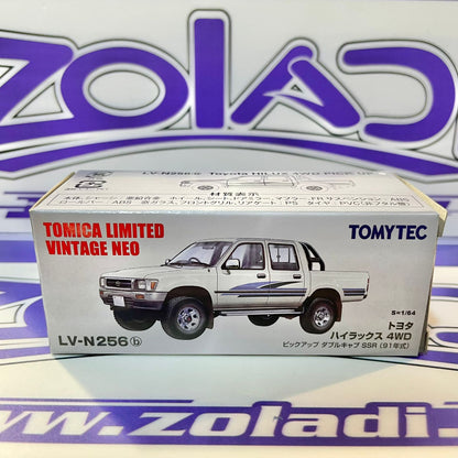 TOYOTA HILUX 4WD Takara Tomy