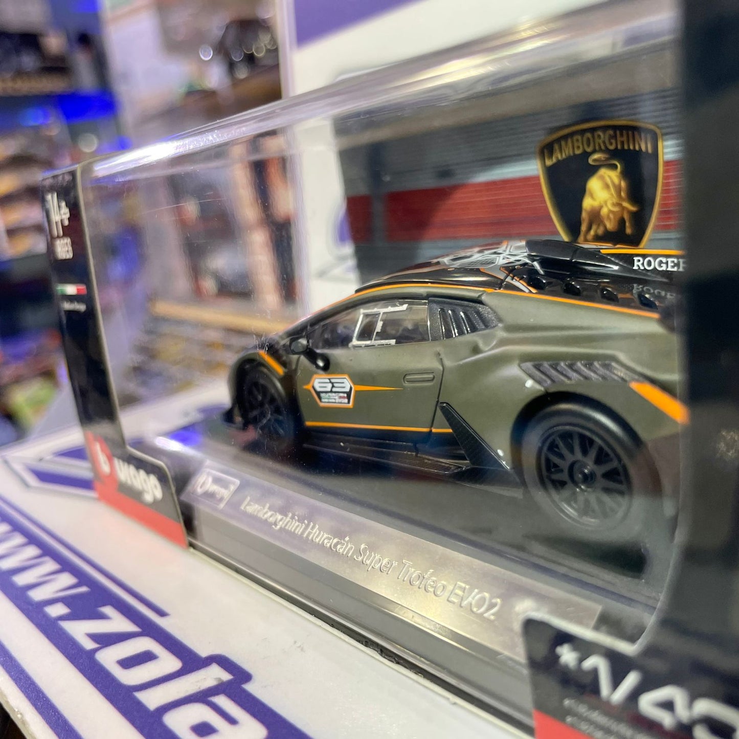 1/43 BURAGO LAMBORGHINI HURACÁN SUPER TROFEO EVO2 38305