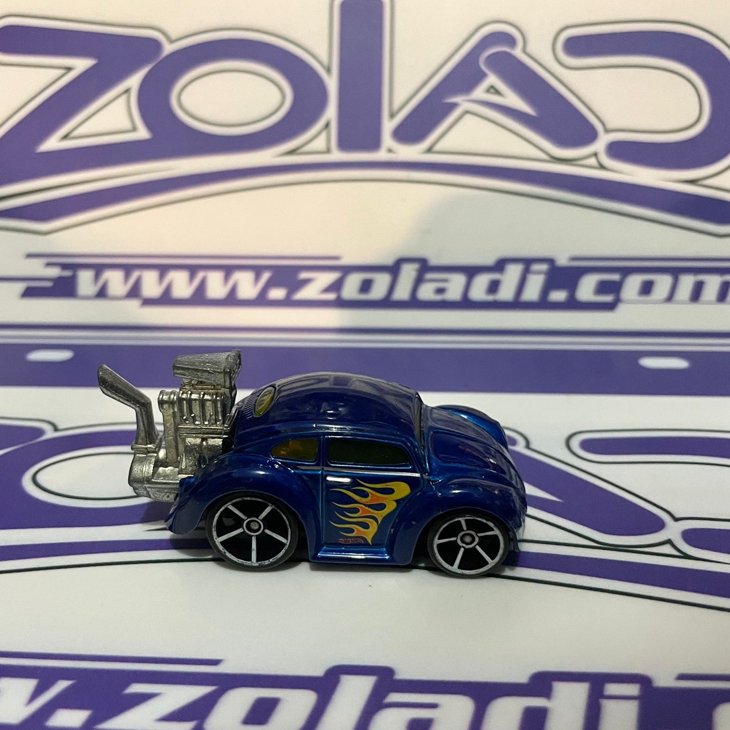 SU VOLKSWAGEN BEETLE AZUL