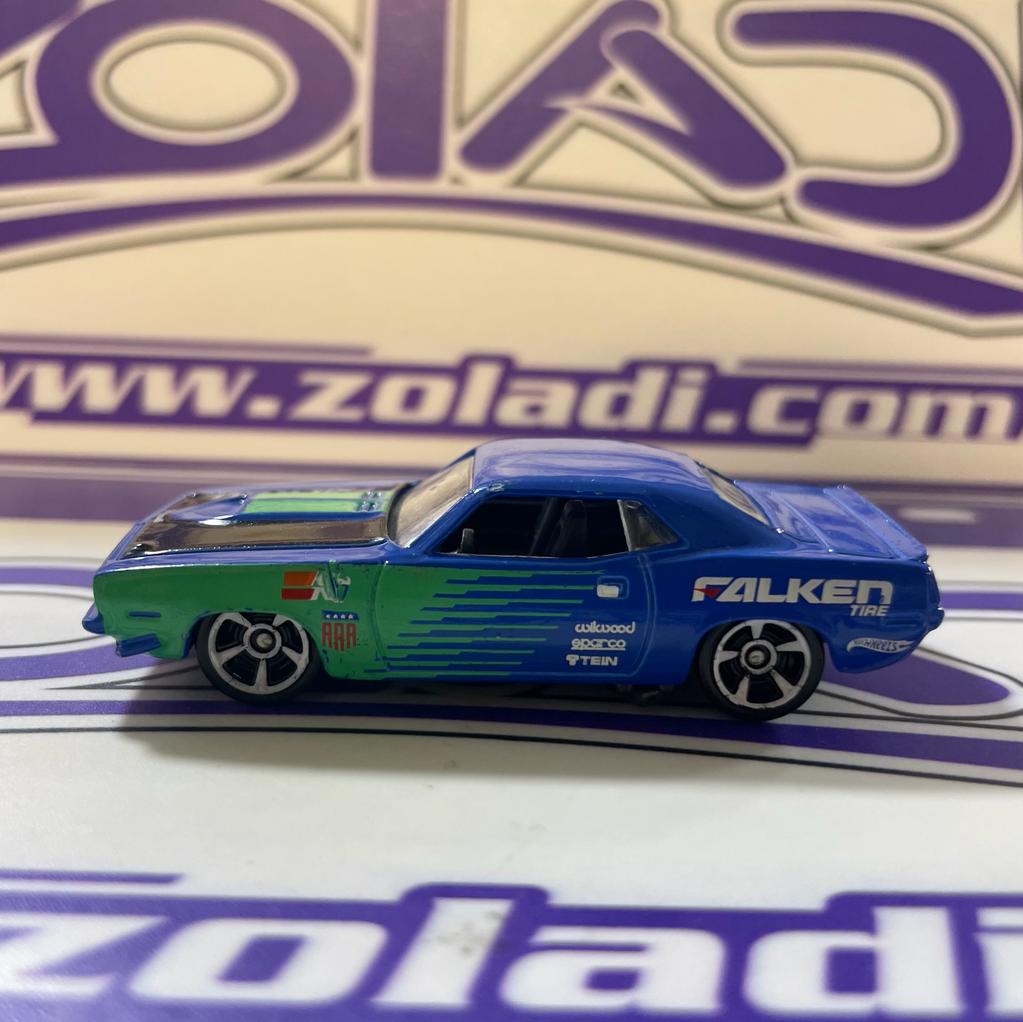 YOUR PLYMOUTH CUDA BLUE N4032