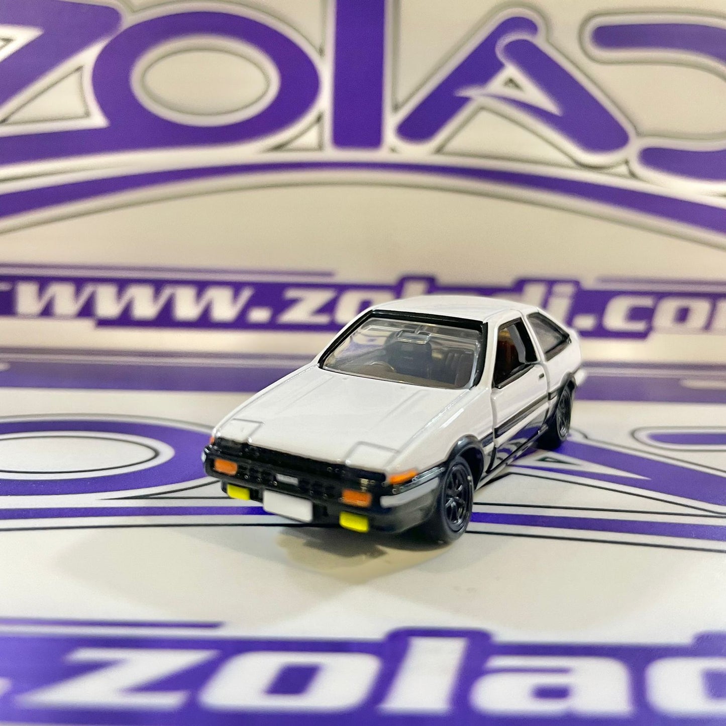 TOMICA TOYOTA AE86 INITIAL D