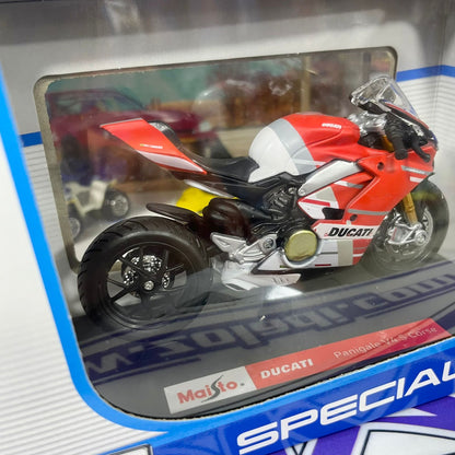 12342 DUCATI PANIGALE V4 S CORSE 1/18