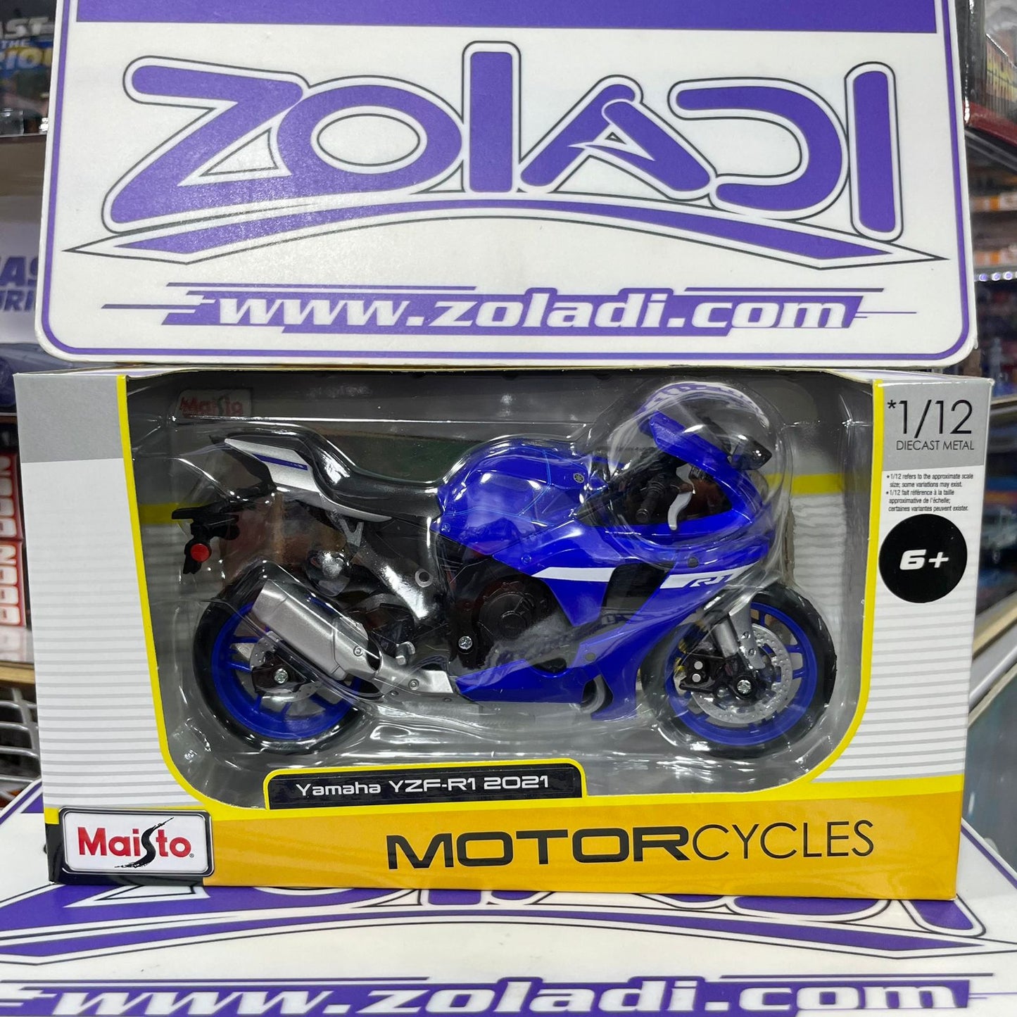 02311 YAMAHA YZF-R1 2021 1/12