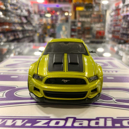 Suelto 1/24 FORD MUSTANG GT MAISTO